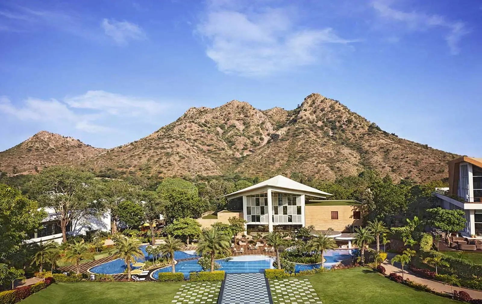 Taj Aravali Resort & Spa