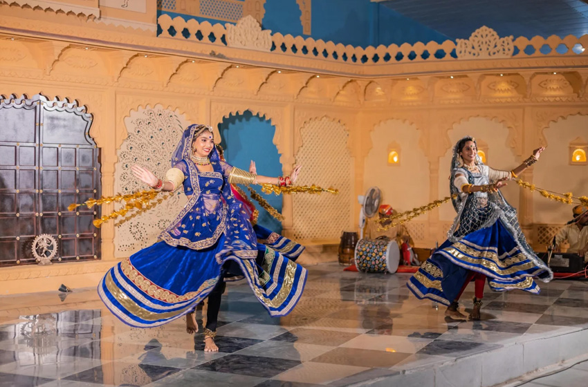 Evening Folk Music & Dance with Guest Participation – Udaipur’s Cultural Soul