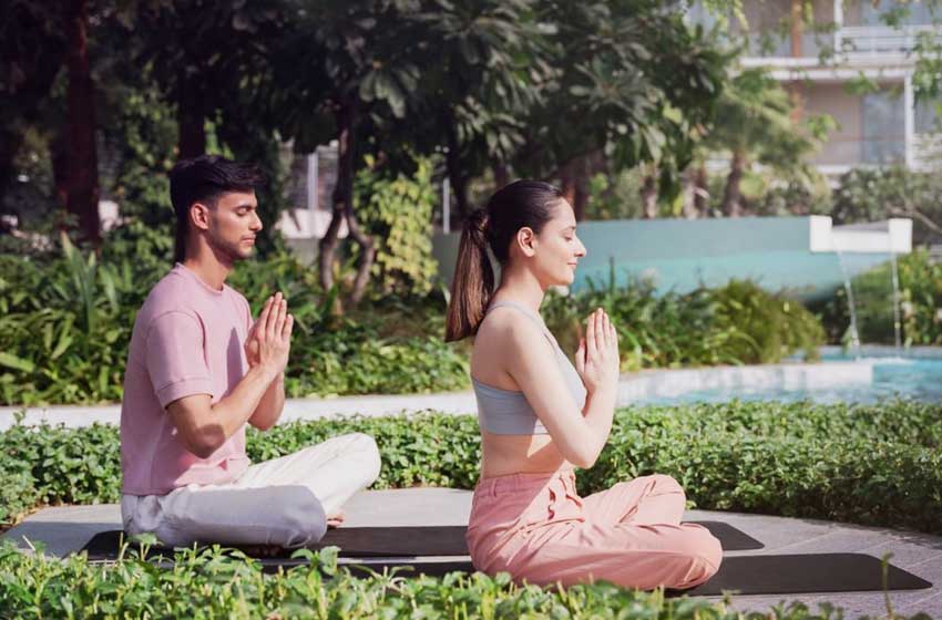 Sunrise Yoga in Delhi – Wellness & Meditation at Lodhi Garden