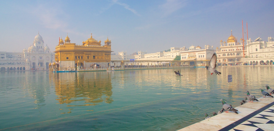 Exploring India by Private Car: The Most Comfortable Way to Travel